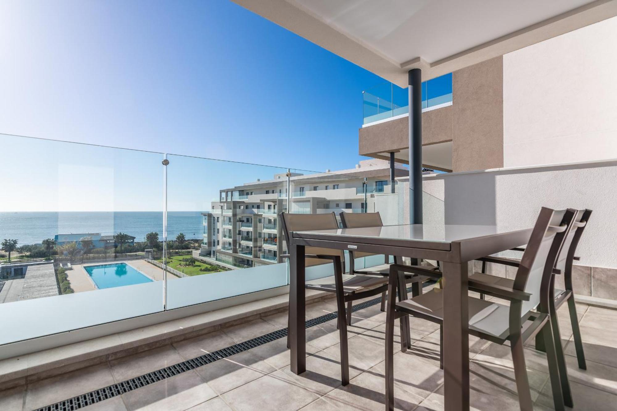 Flamencos Luxury By H Apartment